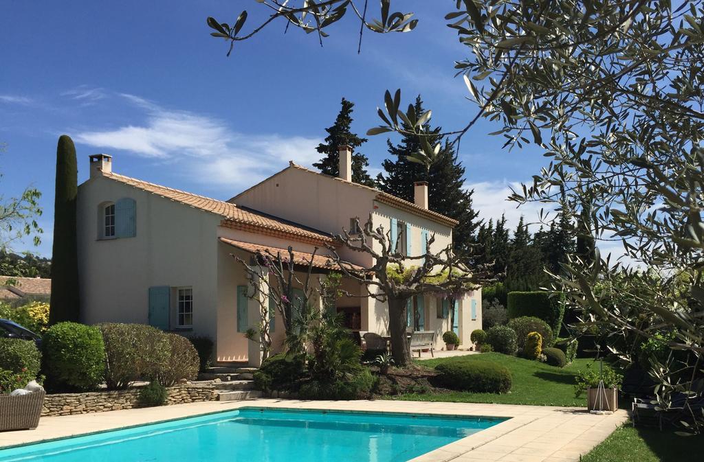 Le Mas Des Lauriers Bed & Breakfast Paradou Luaran gambar